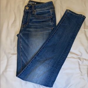 American Eagle Jeans!!